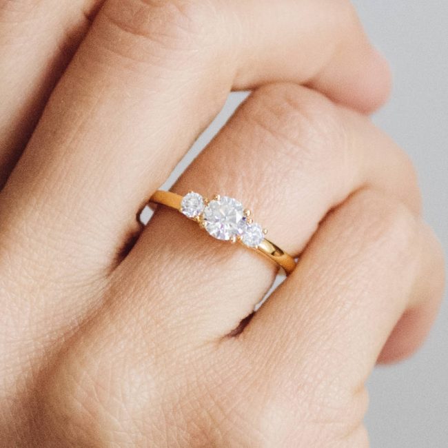 60 Second Expert: Choosing Your Wedding Rings