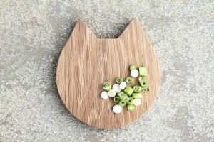 original_cat-chopping-serving-board