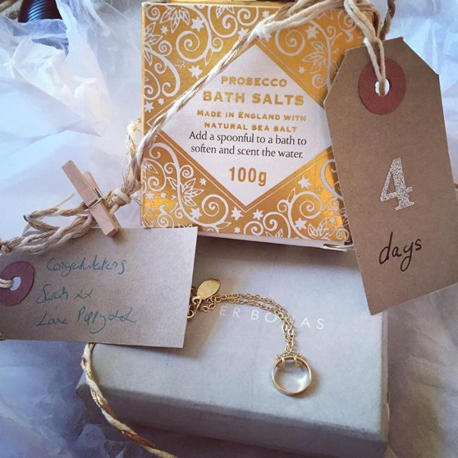 13256830_1562196614077063_1767730852_n Top Gifts Every Bride Will Adore
