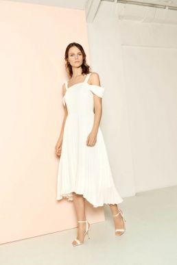 Amelia rose vintage ruffle maxi dress outlet with soft baroque embellishment in cream