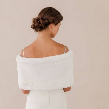 Bridal Faux Fur Stole Ivory