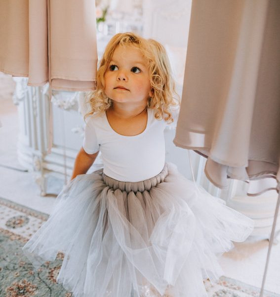 girls bridesmaid
