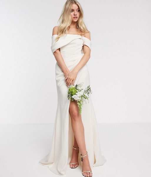 ivory wrap wedding