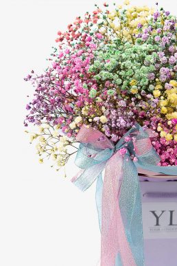 YOUR LONDON FLORIST Dream Cloud fresh bouquet
