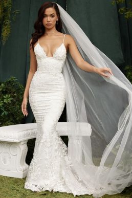 HOUSE OF CB Solene scallop-trim floral-lace bridal gown White