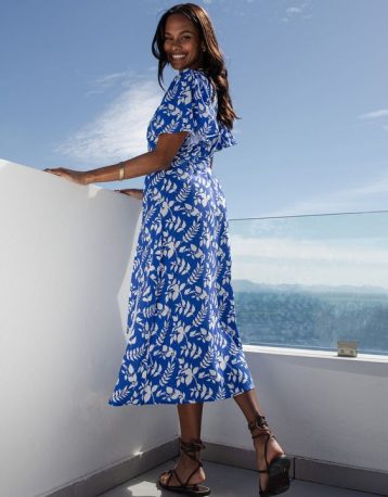 Threadbare Women's Blue Leaf Print Flutter Sleeve Midi Dress - Image 2