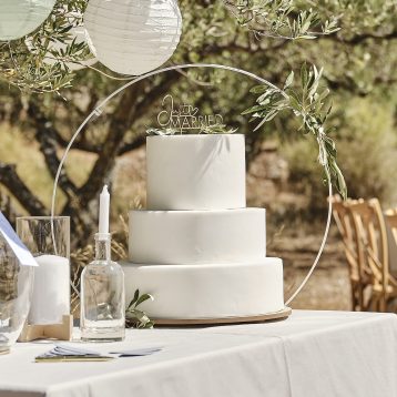 Wooden Hoop Wedding Cake Stand,White, Brown,66cm - Image 4