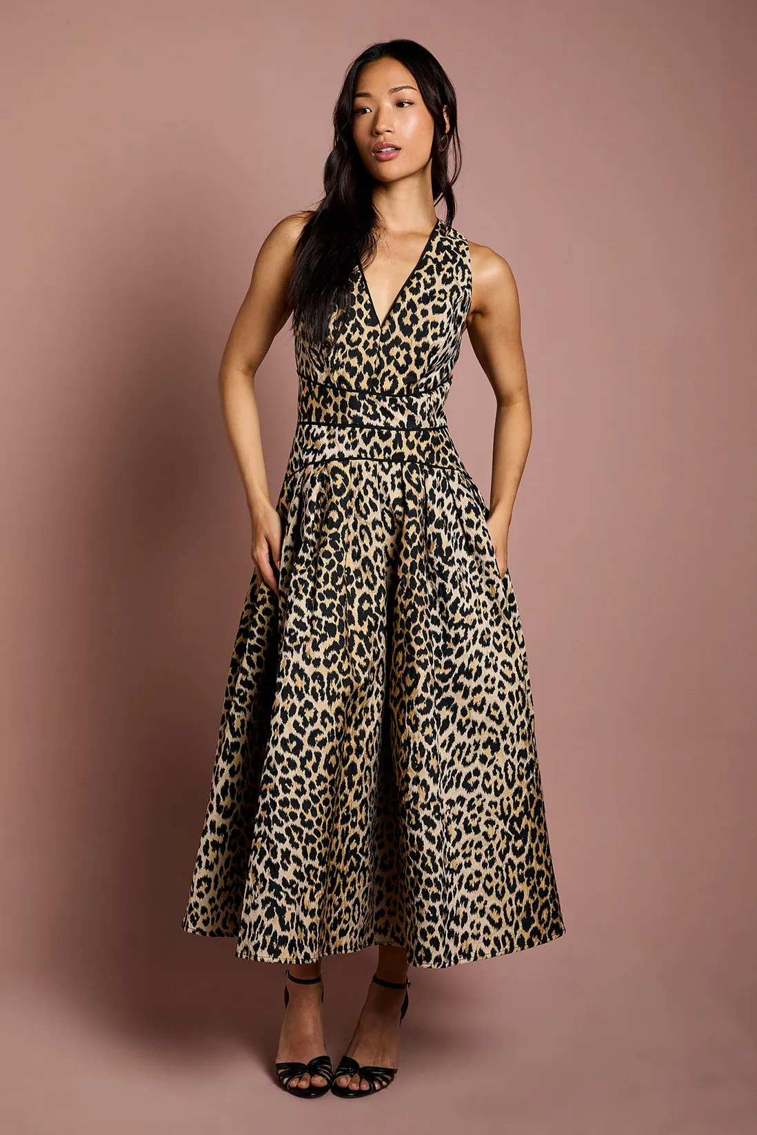 V Neck Animal Jacquard Midi Dress