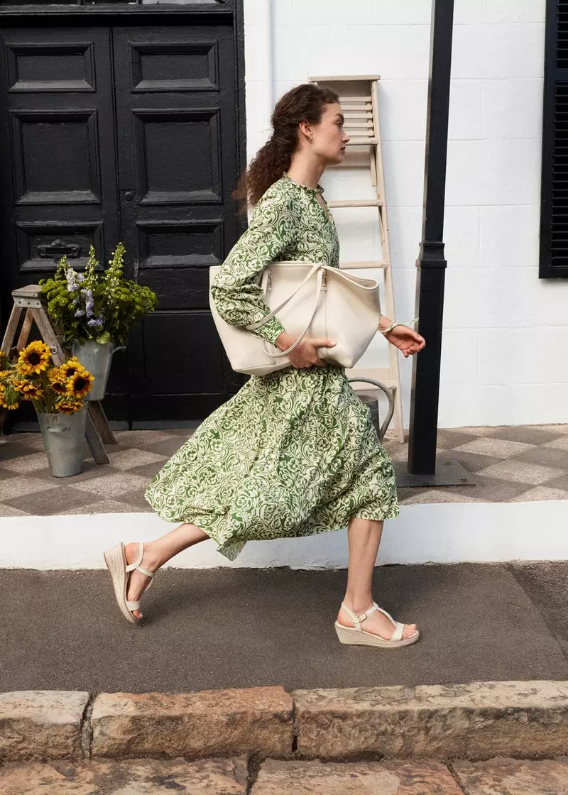 0126-5426-9083L00-AMARIS-DRESS-GREEN-CREAM_02 Amaris Dress